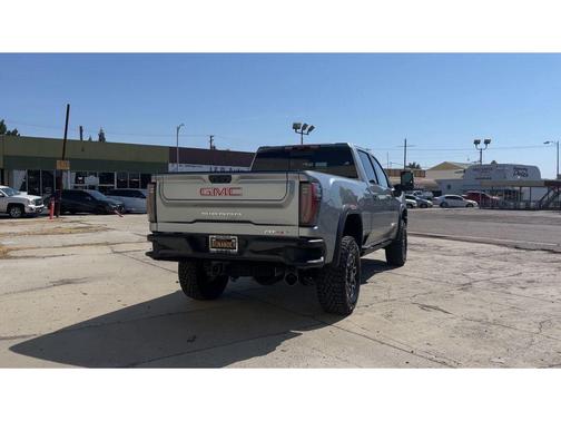 2025 GMC Sierra 2500 AT4