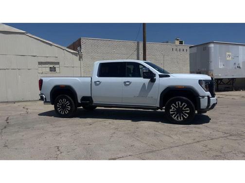 Glacier White Tricoat 2026 GMC Sierra 2500 Denali Ultimate