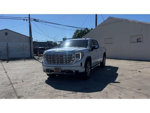 Glacier White Tricoat 2026 GMC Sierra 1500 Denali
