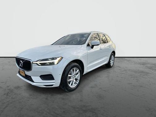 2019 Volvo XC60 T5 Momentum