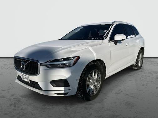 2019 Volvo XC60 T5 Momentum