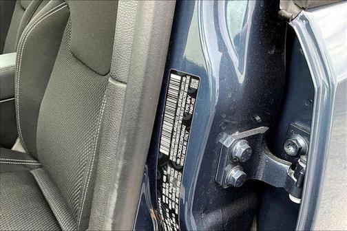 Slate Blue Pearlcoat 2022 Jeep Renegade Altitude