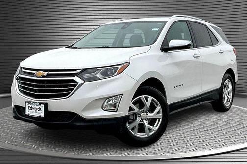 Iridescent Pearl Tricoat 2020 Chevrolet Equinox L