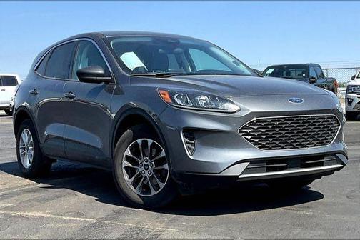 Gray Metallic 2022 Ford Escape SE