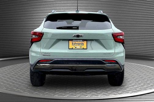 Cacti Green 2025 Chevrolet Trax FWD ACTIV