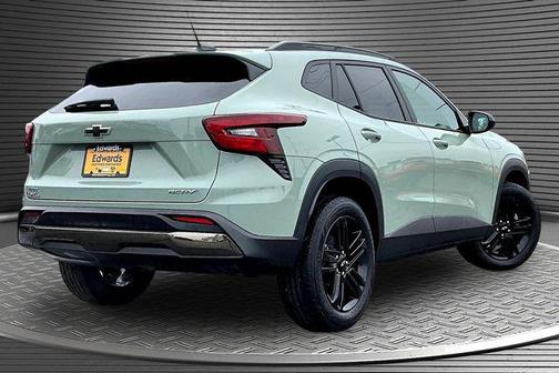 Cacti Green 2025 Chevrolet Trax FWD ACTIV