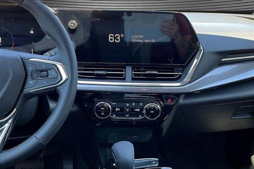 Cacti Green 2026 Chevrolet Trax FWD ACTIV
