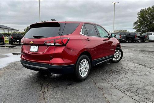 Radiant Red Tintcoat 2024 Chevrolet Equinox 1LT