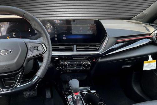 Summit White 2026 Chevrolet Trax FWD 2RS