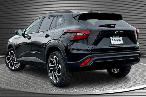 Black Metallic 2026 Chevrolet Trax FWD 2RS