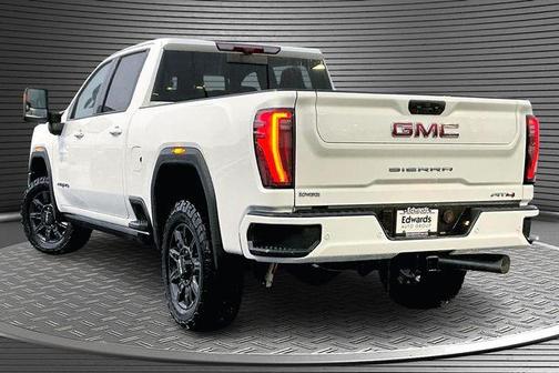 Summit White 2025 GMC Sierra 2500 AT4