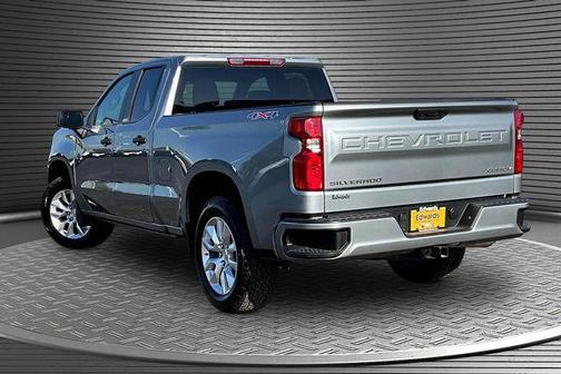 Sterling Gray Metallic 2025 Chevrolet Silverado 1500 Custom