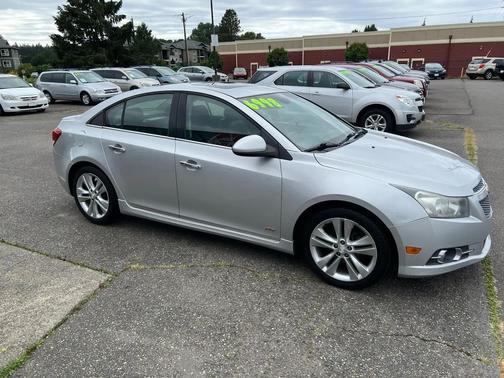 Silver 2013 Chevrolet Cruze LTZ