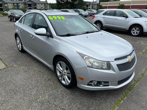 Silver 2013 Chevrolet Cruze LTZ