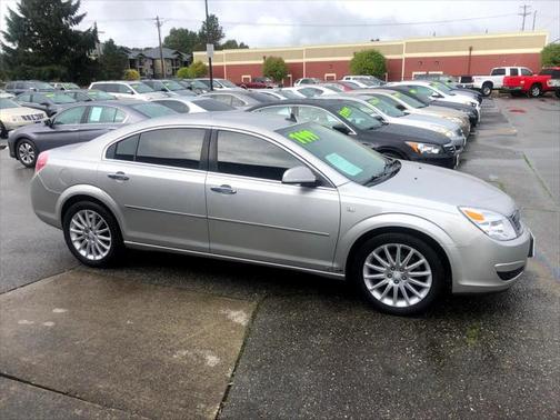 Silver 2008 Saturn Aura XR