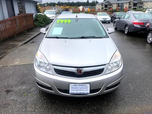 Silver 2008 Saturn Aura XR