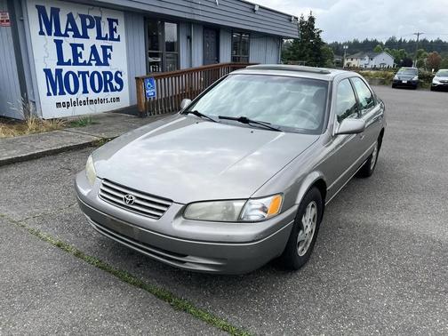 LIGHT BROWN 1997 Toyota Camry LE V6