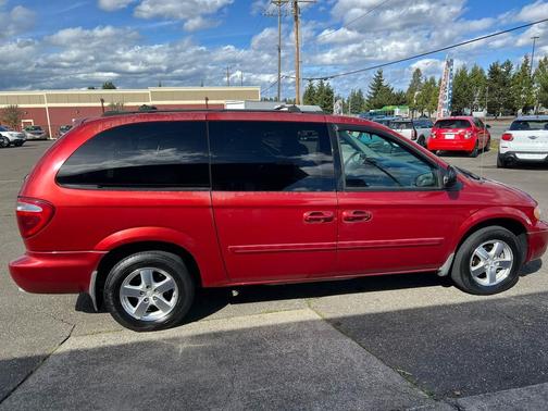 2005 Dodge Grand Caravan SXT