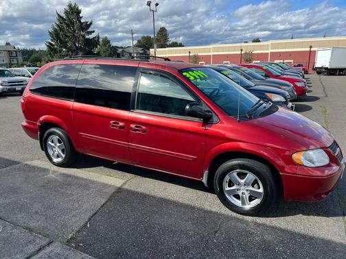 2005 Dodge Grand Caravan SXT