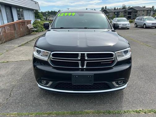 Black 2018 Dodge Durango SXT
