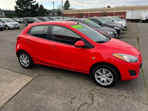 2013 Mazda Mazda2 Sport