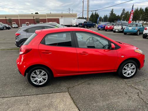 2013 Mazda Mazda2 Sport