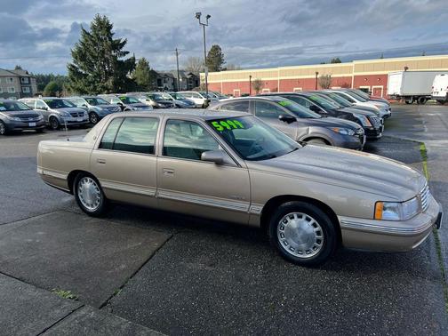 1998 Cadillac DeVille Base