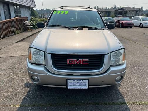 Silver 2005 GMC Envoy SLE