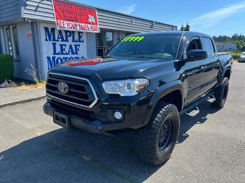 Black 2023 Toyota Tacoma SR5