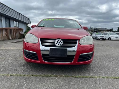 Red 2007 Volkswagen Jetta Base