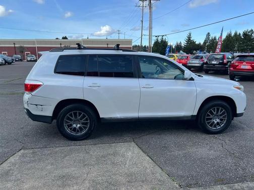 2012 Toyota Highlander Base