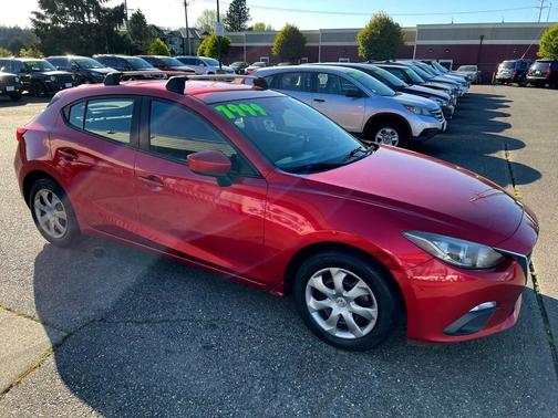 2015 Mazda Mazda3 i Sport