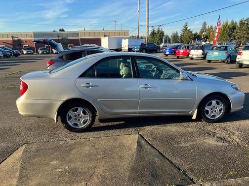 2002 Toyota Camry LE V6