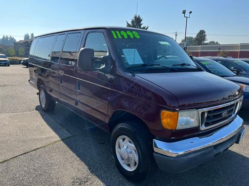 2006 Ford E350 Super Duty XL Wagon
