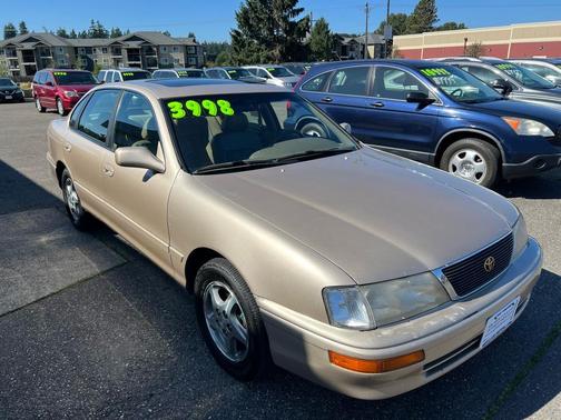1997 Toyota Avalon XL