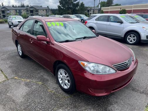 Burgundy 2005 Toyota Camry LE V6