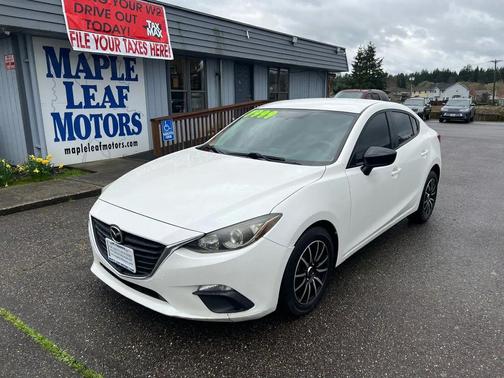 White 2014 Mazda Mazda3 i SV