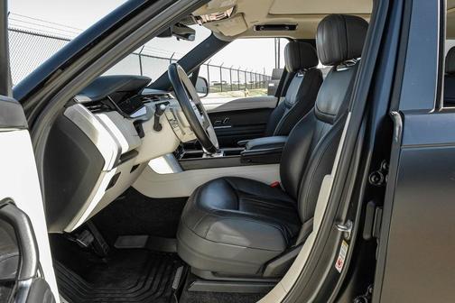2023 Land Rover Range Rover P530 SE