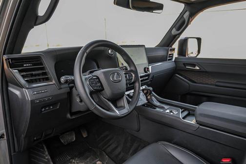 Silver 2024 Lexus GX 550 550