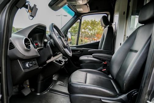 2022 Mercedes-Benz Sprinter 4500 High Roof
