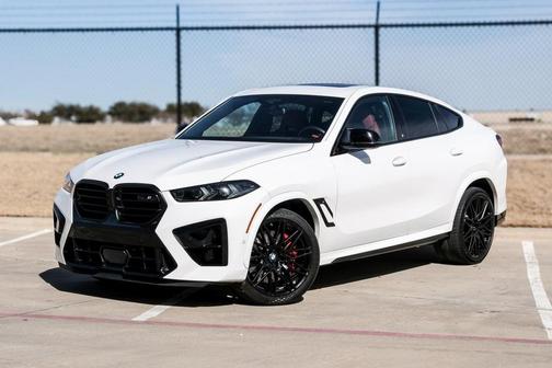 2025 BMW X6 M Base