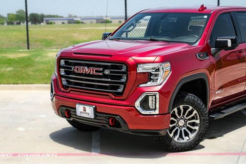 Cayenne Red Tintcoat 2022 GMC Sierra 1500 Limited AT4