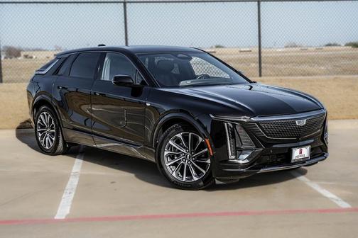 2024 Cadillac LYRIQ Sport