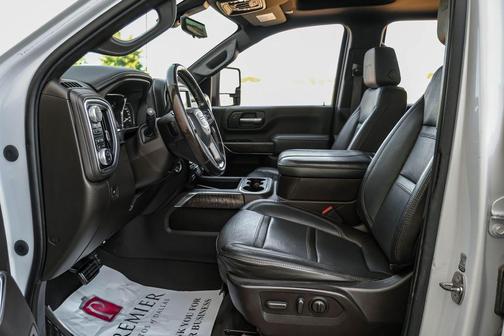 White Frost Tri-Coat 2023 GMC Sierra 2500 Denali