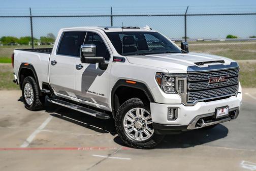White Frost Tri-Coat 2023 GMC Sierra 2500 Denali