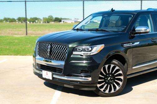 Green Metallic 2024 Lincoln Navigator L Black Label