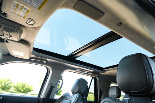 Green Metallic 2024 Lincoln Navigator L Black Label