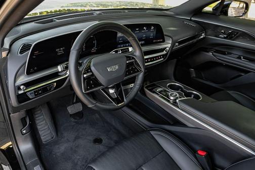 Stellar Black Metallic 2025 Cadillac LYRIQ Luxury