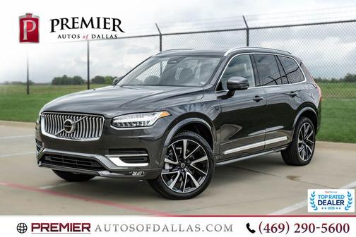 Platinum Gray Metallic 2023 Volvo XC90 B5 Plus