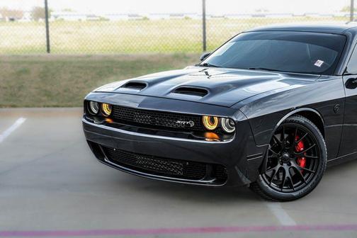 Maximum Steel Metallic 2019 Dodge Challenger SRT Hellcat